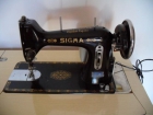 Maquina de coser SIGMA con mueble y motor eléctrico. Funcionando - mejor precio | unprecio.es