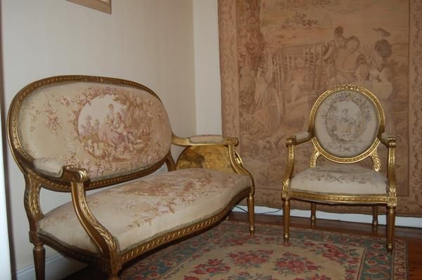 Se venden muebles de sala Luis XVI