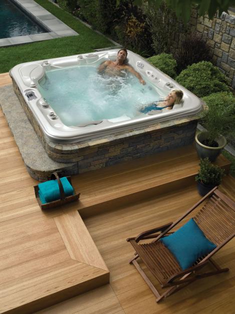 SPAS - JACUZZIS - HOT TUBS   en la Costa Blanca - Denia