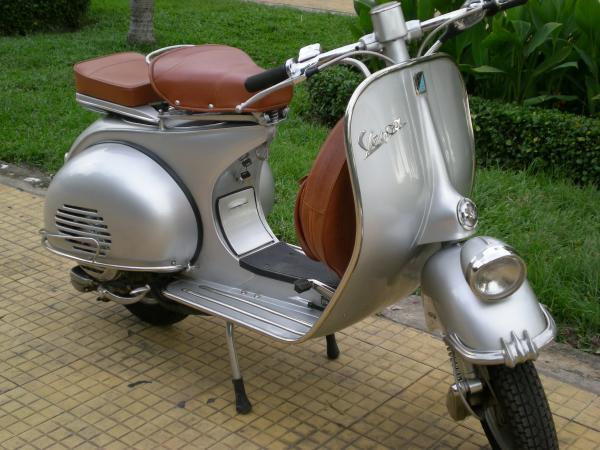 VENDO VESPA FARO BAJO ANTIGUAS