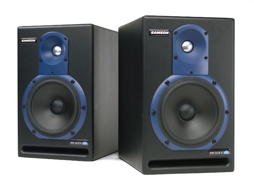 Vendo Monitores de Studio & Ampli  específico para ellos Samson como nuevos