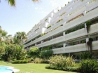 Apartamento con 2 dormitorios se vende en Marbella, Costa del Sol - mejor precio | unprecio.es