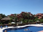Apartamento con 3 dormitorios se vende en Estepona, Costa del Sol - mejor precio | unprecio.es