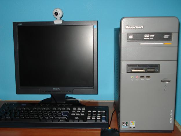 ordenador lenovo IBM 3000 j series