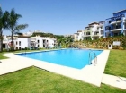 Apartamento con 2 dormitorios se vende en Benahavis, Costa del Sol - mejor precio | unprecio.es