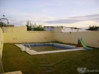 estupenda casa nueva en urbanización privada tranquila con piscina - mejor precio | unprecio.es