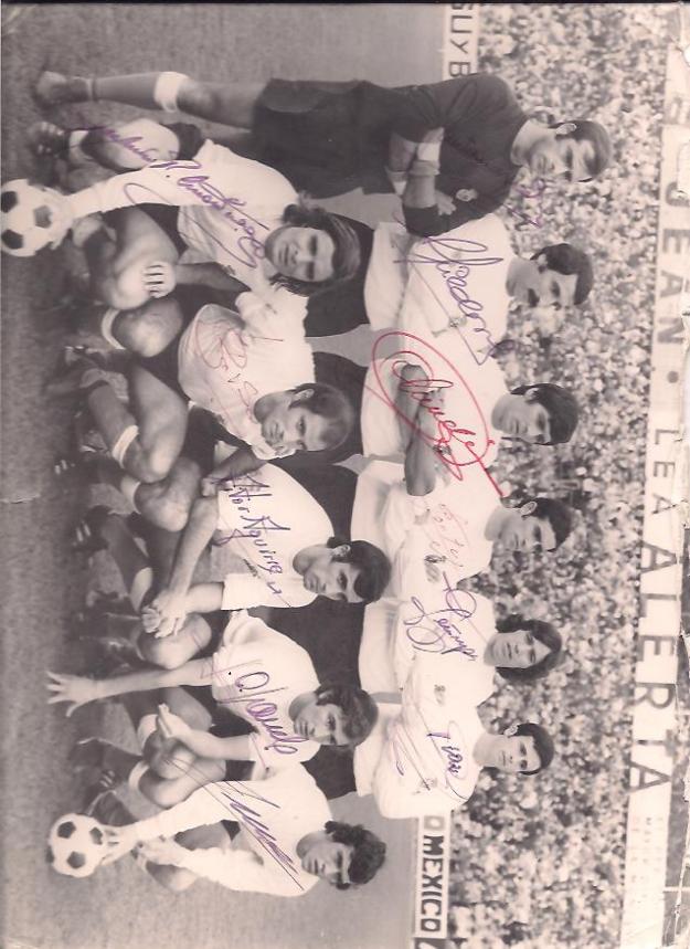 foto autografiada por jugadores racing de santander decada de los 70