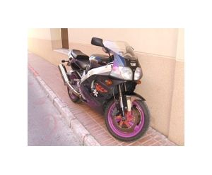 YAMAHA YZF 750