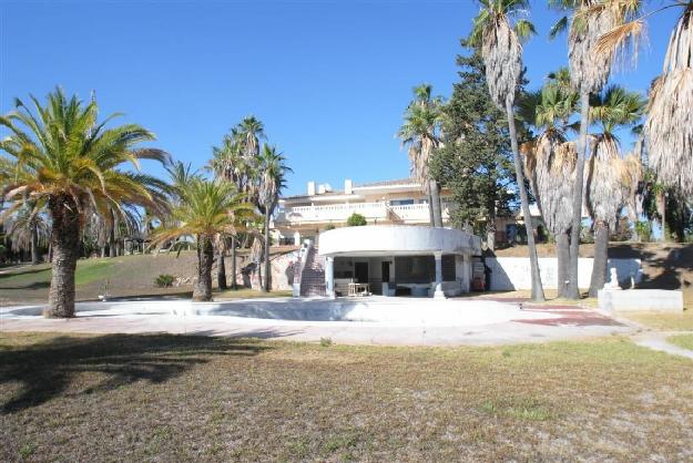 Chalet en venta en Atalaya-Isdabe, Málaga (Costa del Sol)