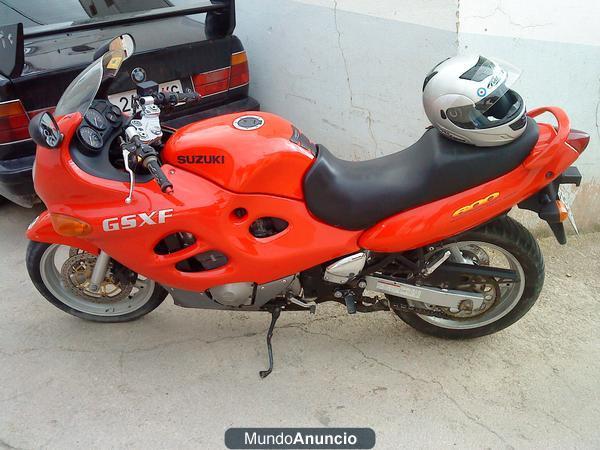Moto suzuki GSx-600-F año 98