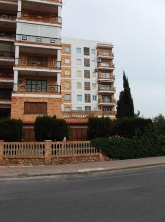 Pisos Viver con balcon. con aire acondicionado - Castellón
