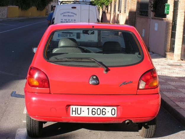 vendo ford fiesta  diesel año 98