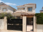 Chalet con 2 dormitorios se vende en Guardamar del Segura, Costa Blanca - mejor precio | unprecio.es