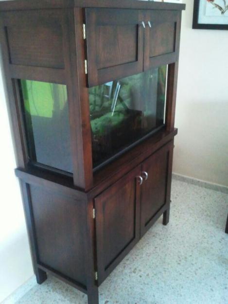 Se vende acuario.