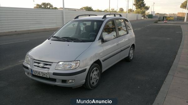 se vende hyundai matrix 1.6 gls 5 puertas