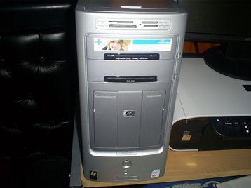 Se vende Ordenador HP Pavilion Media Center M7000