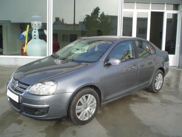 Volkswagen Jetta 1.9 tdi 105 cv año 2006