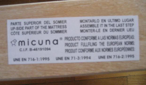 Cuna de madera marca Micuna