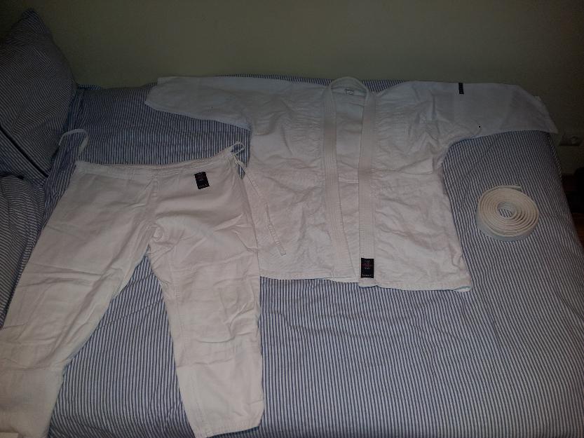 Kimono de Judo Hirosaki 500 (altura recomendada 1,70m)