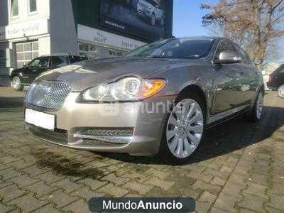 Jaguar XF 2.7D V6 Premium Luxury