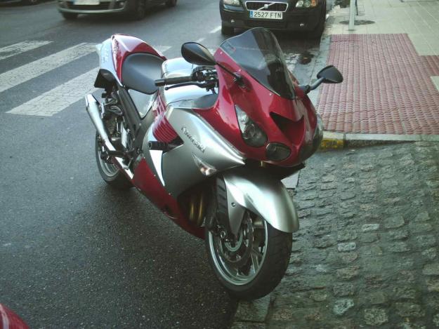 Kawasaki zzr 1400 abs abril 2010