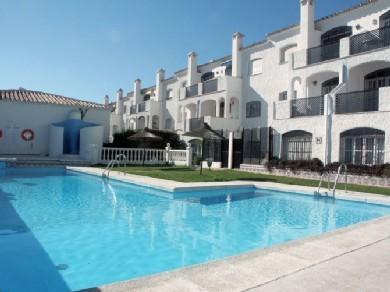 Apartamento con 2 dormitorios se vende en Nerja, Costa del Sol, Axarquia