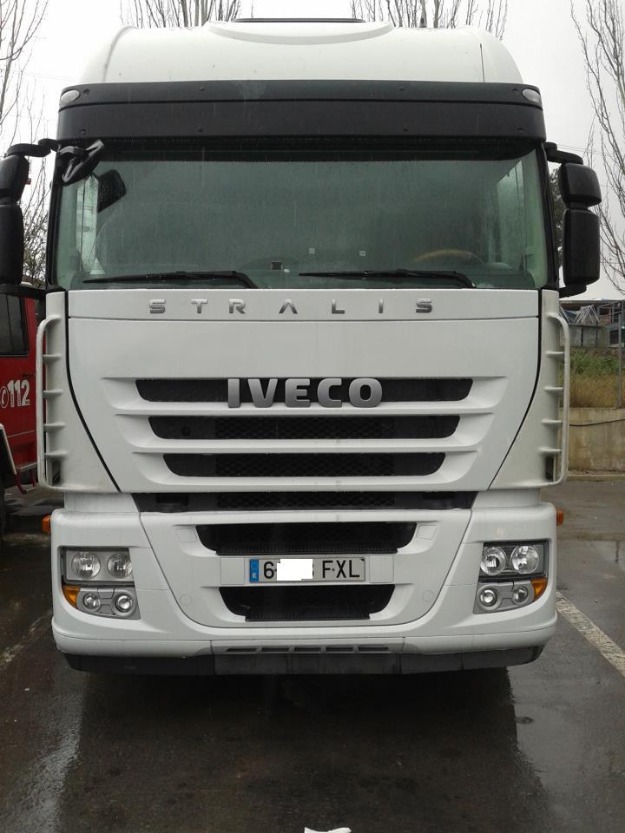 Cabeza tractora camion iveco stralis 500 cv