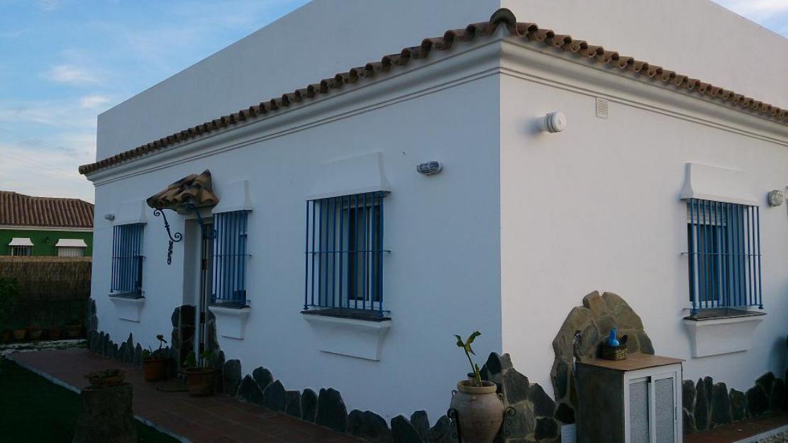 Se alquila bonita casa de campo en Chiclana de la Frontera