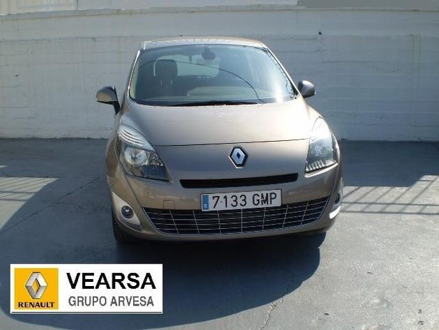 TOYOTA Auris 1.4D-4D