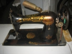 Preciosa máquina de coser antigua Royal con mueble - mejor precio | unprecio.es