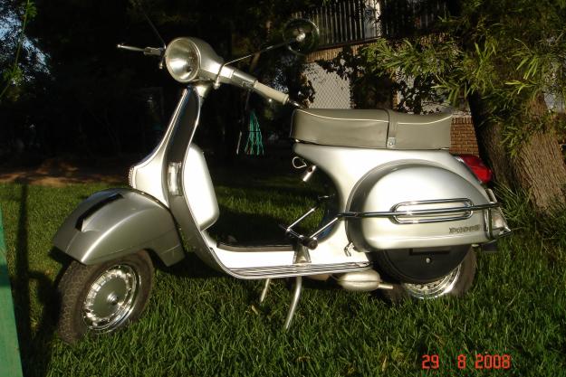 Vespa p200e