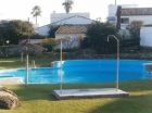 Adosado con 3 dormitorios se vende en Estepona, Costa del Sol - mejor precio | unprecio.es