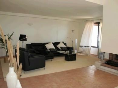Apartamento con 3 dormitorios se vende en Marbella, Costa del Sol