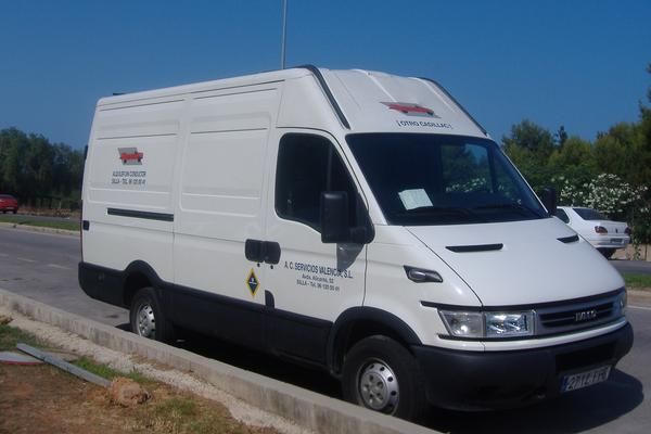 FURGON IVECO AÑO 2006