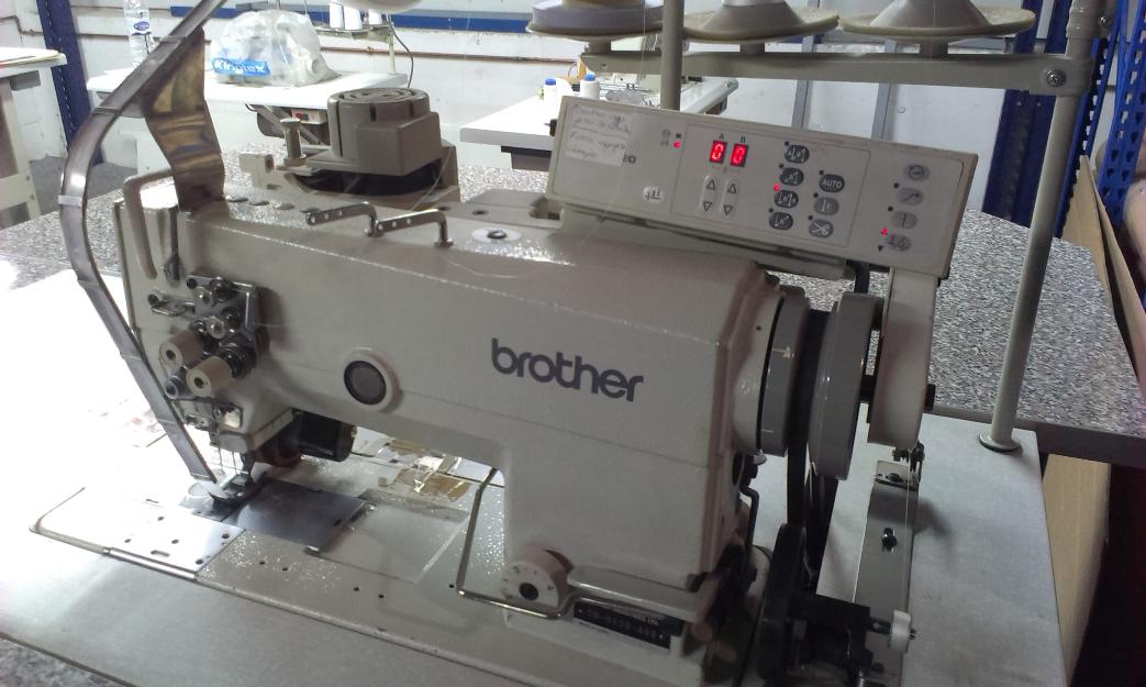 Maquina de coser doble aguja brother