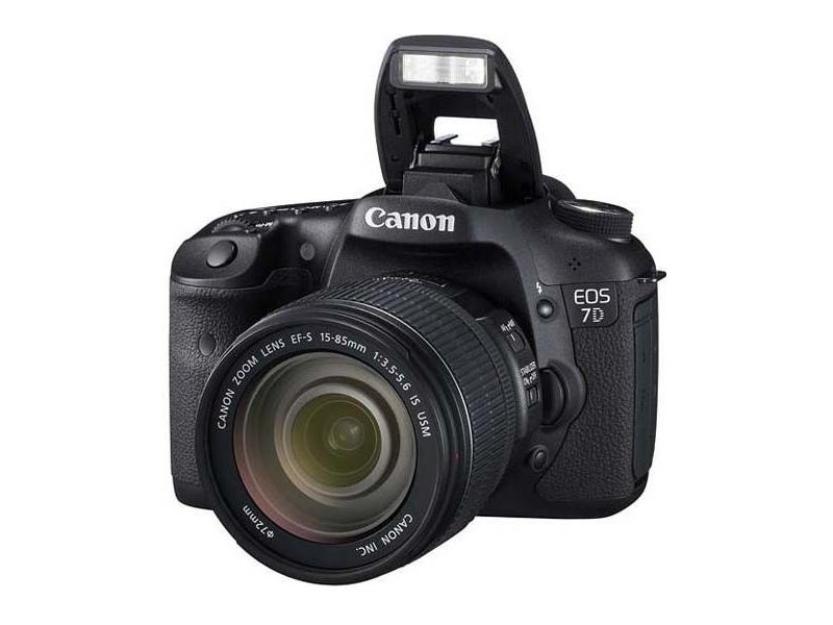 Canon eos 7d kit 15/85 is canon + bolsa