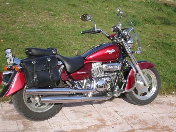 VENDO MOTO HYOSUNG AGUILA 250