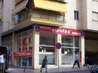 VENDO O ALQUILO MAGNIFICO LOCAL COMERCIAL CON TALLER ANEXO EN EL CENTRO DE BENIDORM