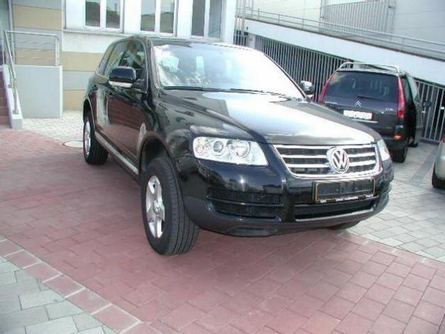 Venta de coche Volkswagen TOUAREG 2.5 R5 TDI '05 en Barcelona