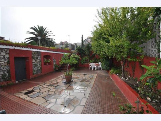 V10679 Venta inmueble peculiar tres viviendas indepedientes