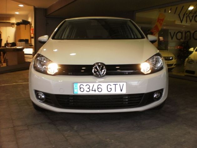 VOLKSWAGEN Golf 1.6TDI CR Advance 105