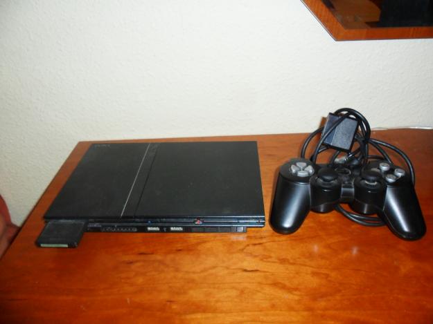 CONSOLA PLAY STATION 2 CON 50 JUEGOS