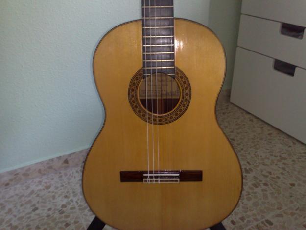 GUITARRA FLAMENCA DE PALOSANTO