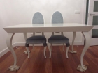 Vendo mesa de comedor y 4 sillas - mejor precio | unprecio.es