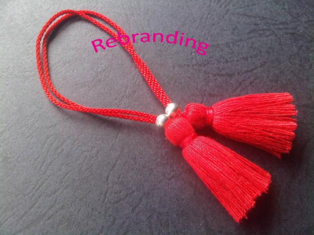 PULSERAS POMPONES PAULINA RUBIO. VENTA AL MAYOR