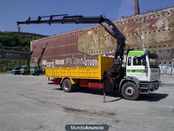 RENAULT GRUA - HIAB 215-5