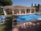 Chalet con 4 dormitorios se vende en Marbella, Costa del Sol - mejor precio | unprecio.es