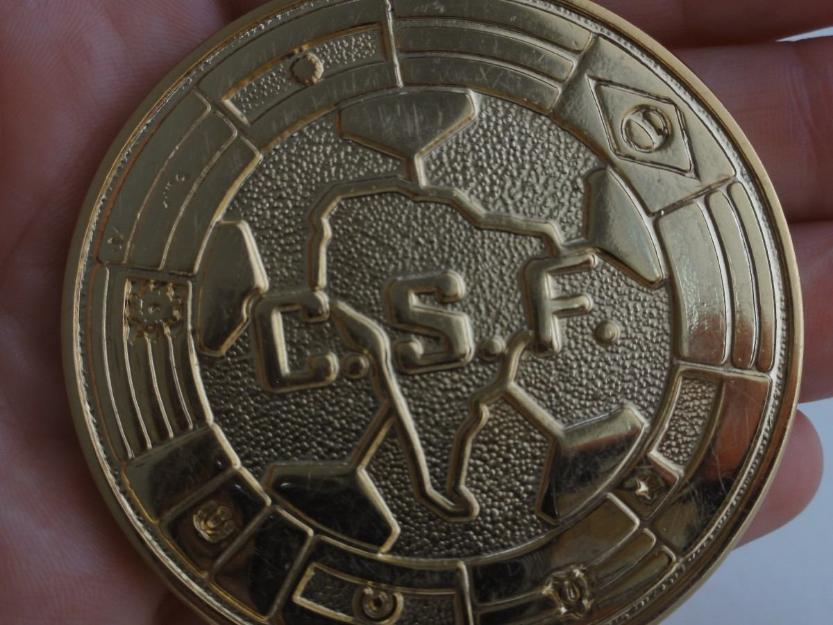 Medalla original entregada al real madrid campeon del trofeo copa iberia 1994