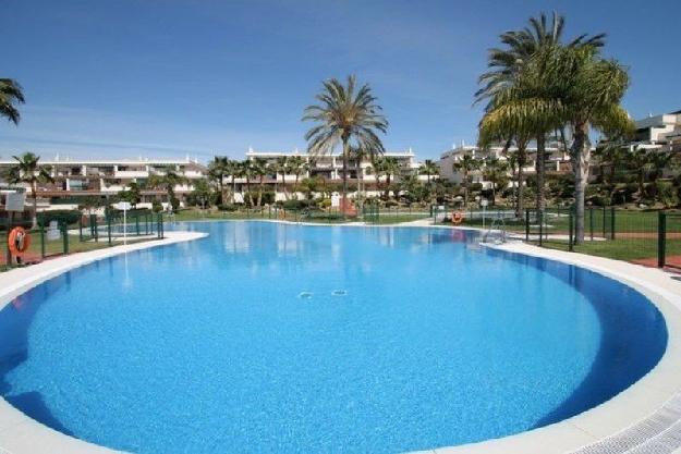 Apartamento a la venta en Nueva Andalucía Costa del Sol