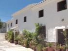 Chalet en venta en Castillo de Locubín, Jaén - mejor precio | unprecio.es